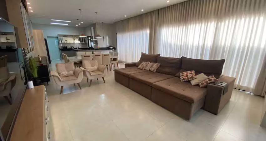 Casa com 3 quartos à venda no Novo Mundo, Uberlândia 