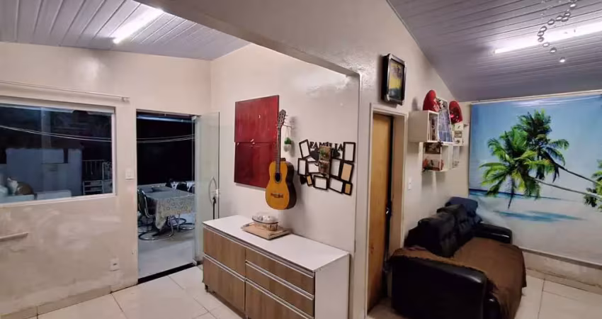 Casa com 5 quartos à venda no Luizote de Freitas, Uberlândia 