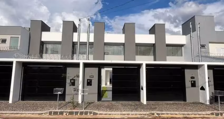 Casa com 3 quartos à venda no Novo Mundo, Uberlândia 