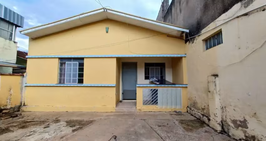 Casa com 3 dormitórios à venda por r$ 650.000,00 - centro - pouso alegre/mg