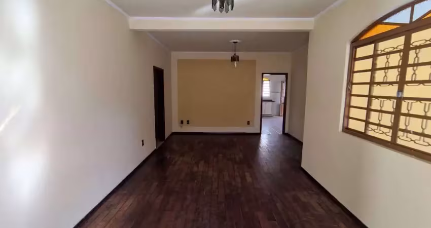 Casa com 4 dormitórios à venda, 177 m² por r$ 800.000,00 - fátima ii - pouso alegre/mg