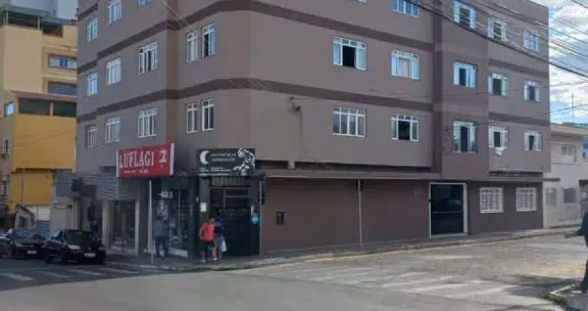 Apartamento com 4 dormitórios à venda, 130 m² por R$ 420.000,00 - Centro - Pouso Alegre/MG