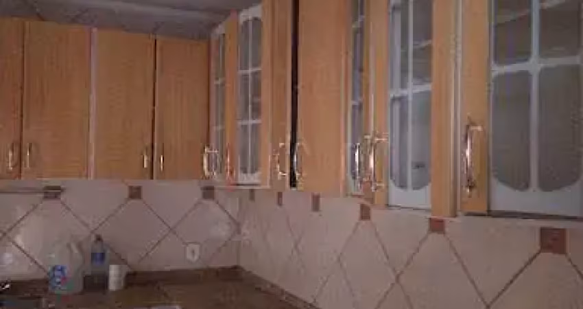 Casa com 3 dormitórios à venda, 101 m² por R$ 550.000,00 - Centro - Pouso Alegre/MG