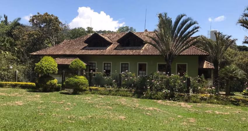 Fazenda com 5 dormitórios à venda, 426000 m² por R$ 20.000.000,00 - Canta Galo - Pouso Alegre/MG