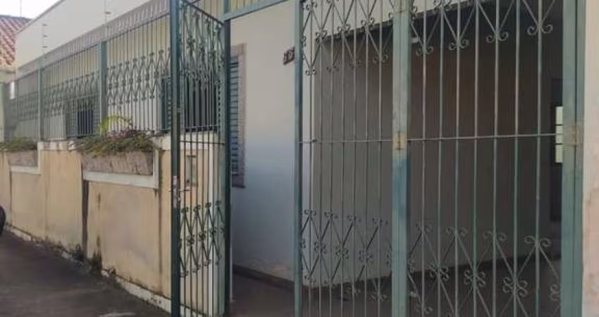 Casa com 3 dormitórios à venda, 102 m² por R$ 400.000 - Santa Cecília - Pouso Alegre/MG
