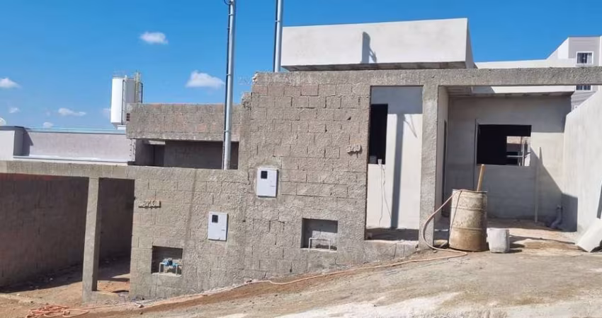 Casa com 3 dormitórios à venda, 83 m² por R$ 330.000 - Santo Expedito II - Pouso Alegre/MG