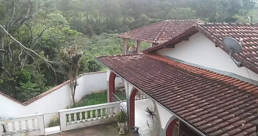 Chácara com 4 dormitórios à venda, 1110 m² por r$ 800.000,00 - caiçara - pouso alegre/mg