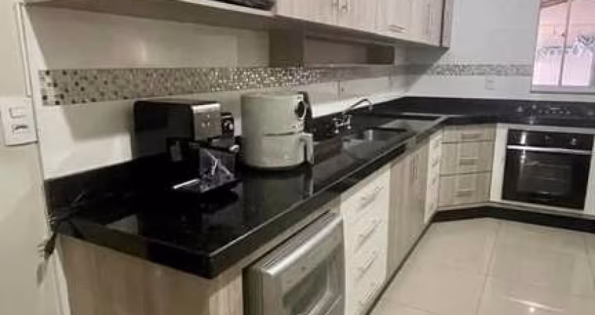 Casa com 2 dormitórios à venda, 138 m² por R$ 580.000,00 - Parque dos Fontes - Pouso Alegre/MG