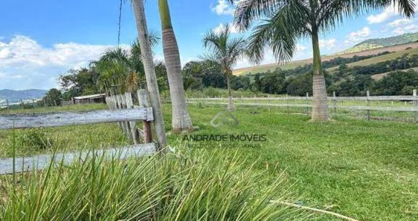 Chácara com 3 dormitórios à venda, 22500 m² por R$ 680.000 - Imbúia - Pouso Alegre/MG
