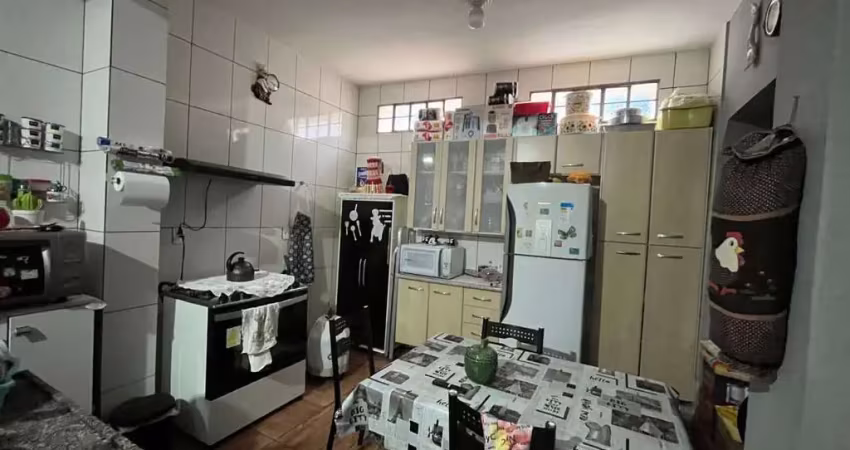 Casa com 2 dormitórios à venda, 100 m² por r$ 270.000,00 - são joão - pouso alegre/mg
