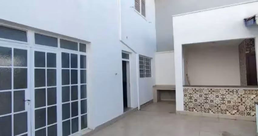 Casa com 3 dormitórios à venda, 270 m² por r$ 2.500.000 - centro - pouso alegre/mg