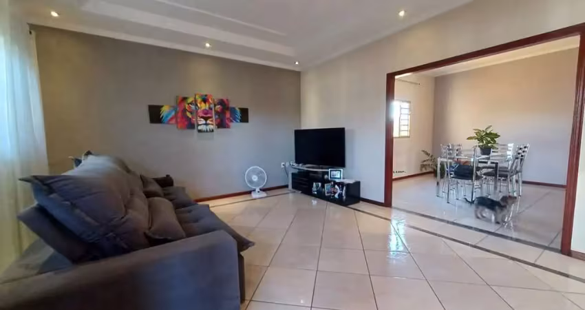 Casa com 3 dormitórios à venda, 155 m² por r$ 690.000,00 - jardim paraíso - pouso alegre/mg