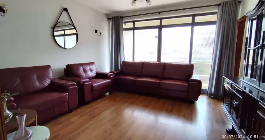 Casa muito bem localizada com 3 dormitórios à venda, 288 m² - centro - pouso alegre/mg