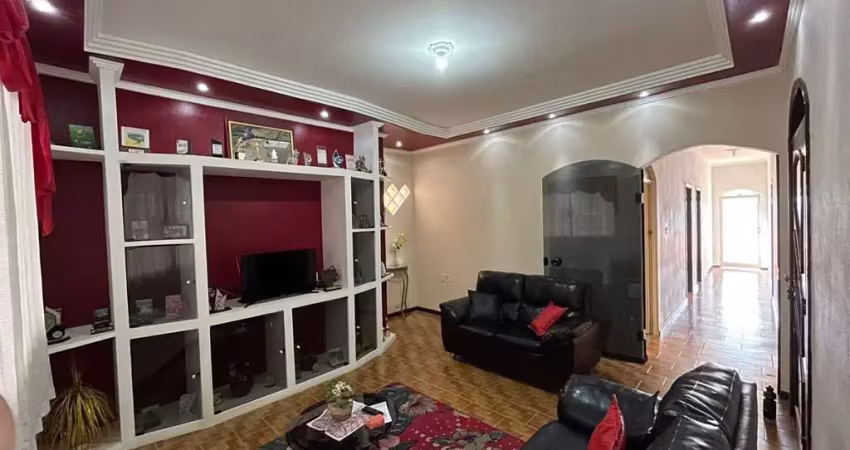 Casa com 3 dormitórios à venda, 200 m² por r$ 750.000,00 - boa vista - pouso alegre/mg