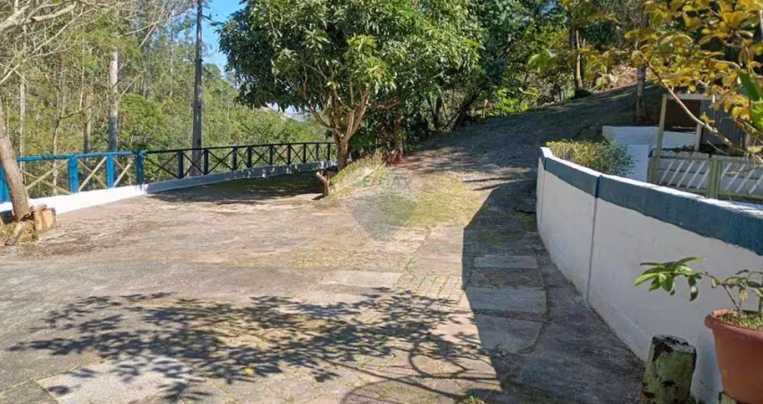 Chácara para alugar bairro costinha 2 casas separadas com 2 dormitórios cada