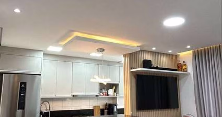 LINDO APARTAMENTO COM PLANEJADOS E EXECELENTE VISTA LIVRE - SANTO ANDRÉ