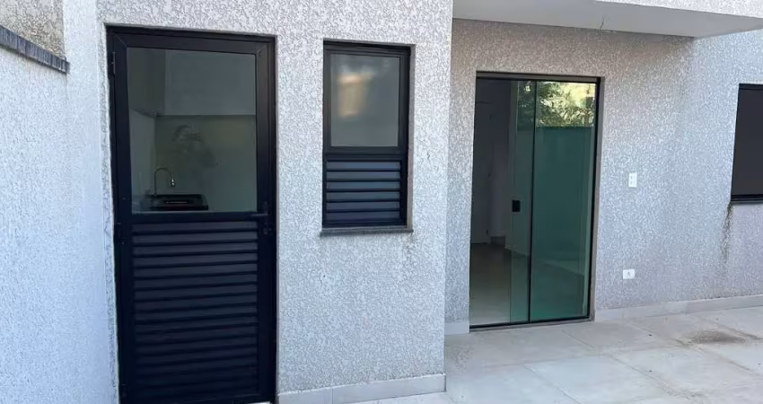 Apartamento com elevador 48 mts +28 mts de quintal_vila são pedro -santo an