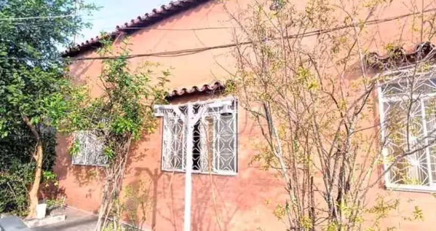 Casa à venda em Duque de Caxias, Jardim Primavera, com 3 quartos, com 114.45 m²