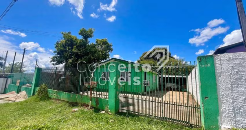Residência com amplo Terreno - Contorno