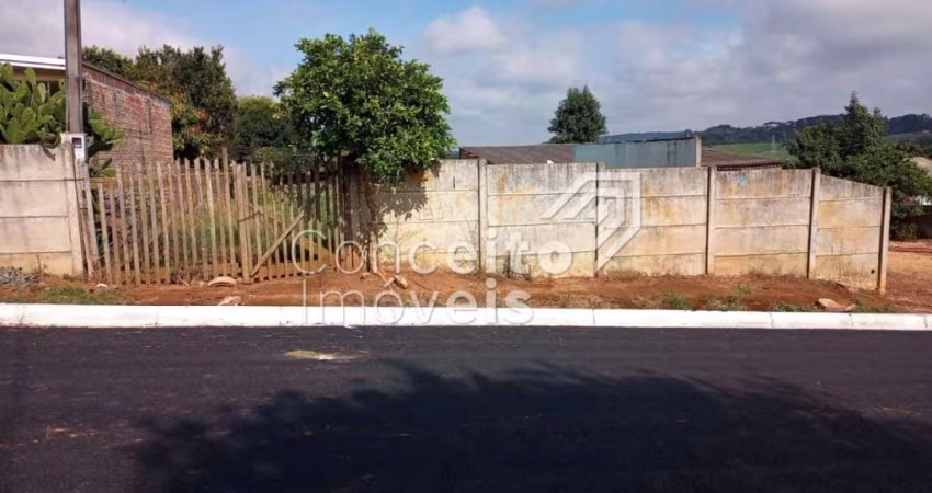 Terreno com 360m² - Piriquitos