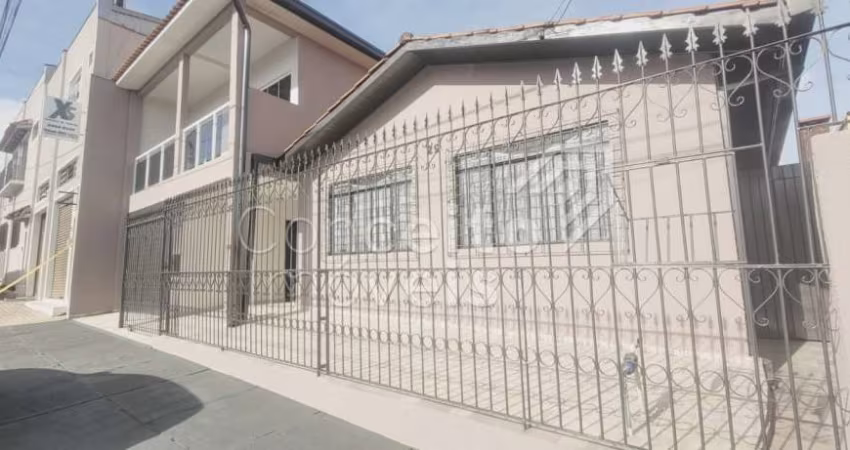 Sobrado Semi Mobiliado - Jardim Carvalho