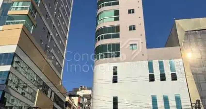 Apartamento com 3 quartos à venda na Rua 224, 10, Meia Praia, Itapema