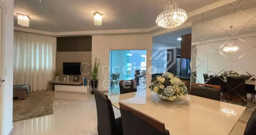 Apartamento com 3 quartos à venda na Rua 290, 223, Meia Praia, Itapema