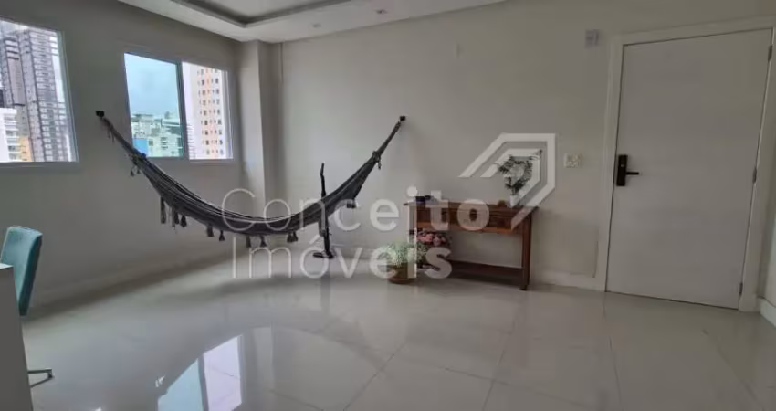 Apartamento com 4 quartos à venda na Rua 272, 222, Meia Praia, Itapema