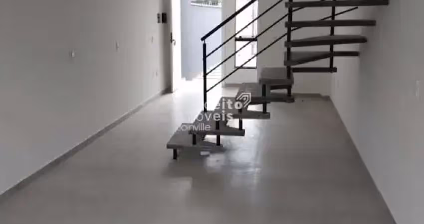 Casa com 2 quartos à venda na Vila Nova, Joinville 