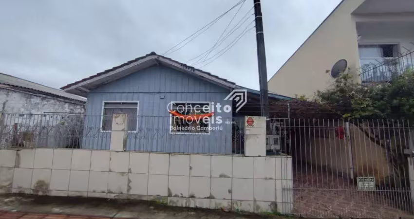 Casa com 4 quartos à venda na Rua Portugal, 560, Nações, Balneário Camboriú