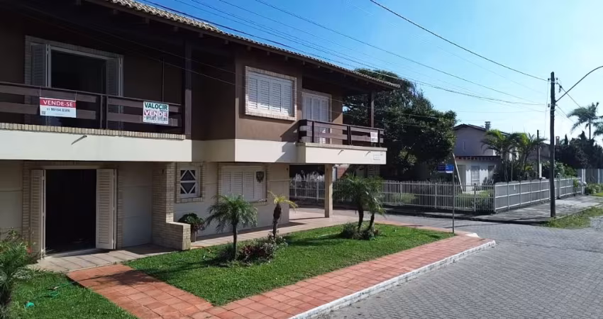 LINDO SOBRADO, SUA CASA NA PRAIA!