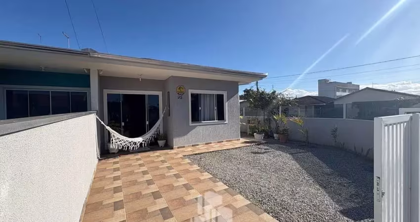 Casa com 2 quartos à venda na Alameda das Gralhas, 93, Canoas, Pontal do Paraná