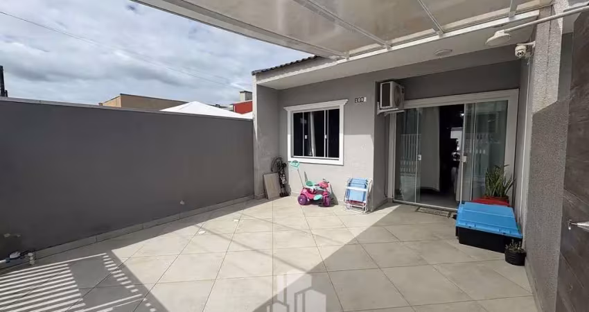 Casa com 2 quartos à venda na Rua Noruega, 1097, Praia de Leste, Pontal do Paraná