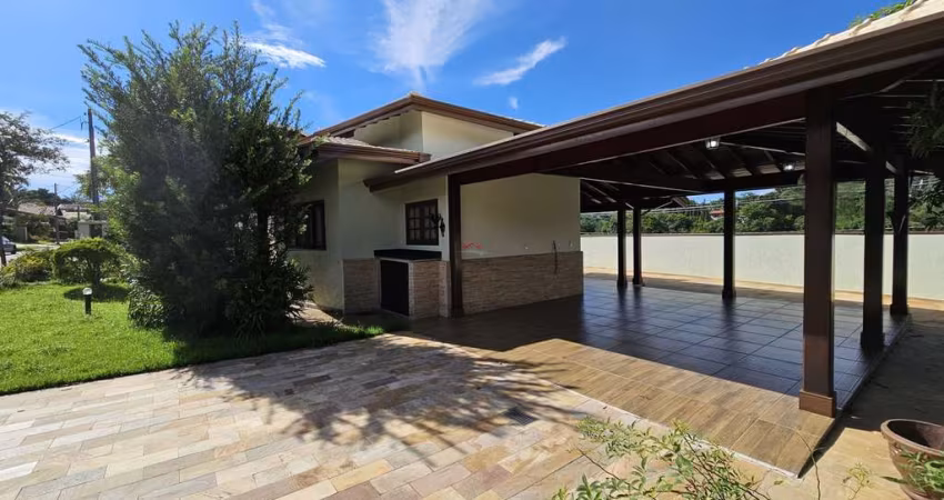 CASA À VENDA NO RESIDENCIAL TERRAS DO CARIBE EM VALINHOS - SP