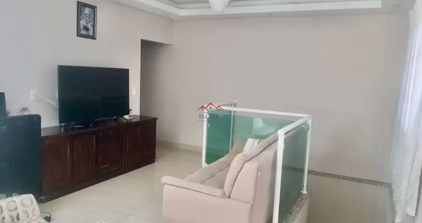 Casa com 3 quartos à venda na Rua Paul Percy Harris, Bela Vista, Jundiaí