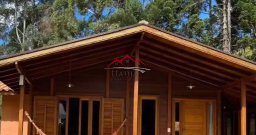Chácara / sítio com 3 quartos à venda na BOM JARDIM, Centro, Camanducaia