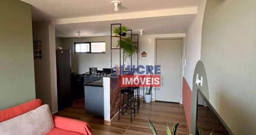 Excelente apartamento mobiliado e climatizado com 2 dormitórios (sendo 1 suíte) em Ponta de Campina