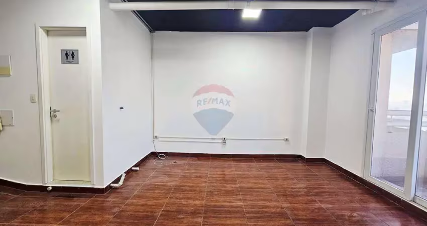 Sala comercial para locação na barra funda, 34 metros, 1 banheiros e 1 vaga