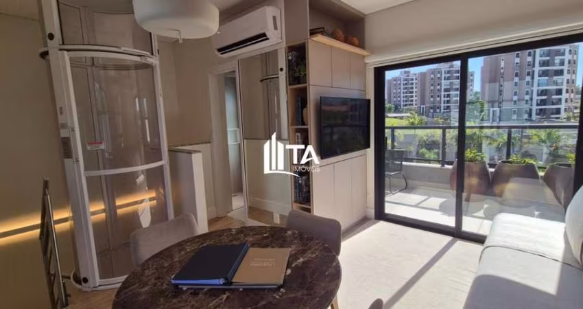 Casa em Condomínio à venda 243,49m² com 3 suítes e 2 vagas, por 1.640.000 em Swiss Park, Campinas.