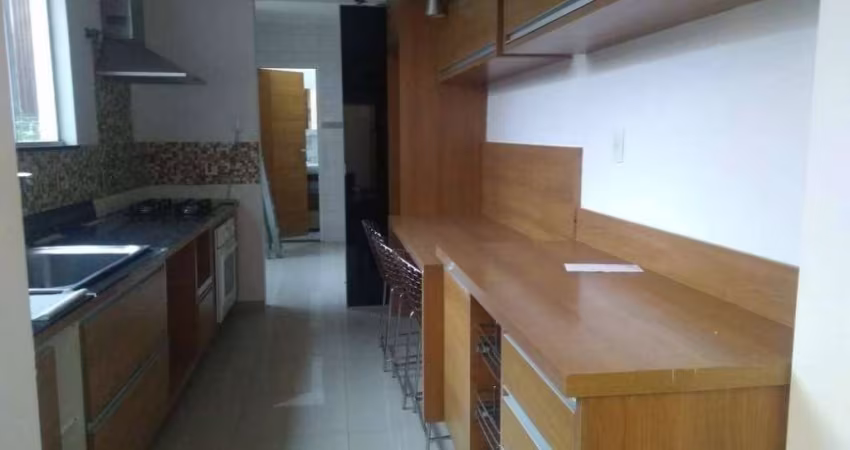 Sobrado com 3 dormitórios para alugar, 180 m² - Vila Alpina - Santo André/SP