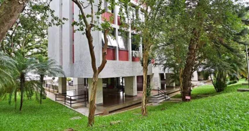 SQN 116 - Andar Alto, Vazado, Desocupado, 1 Vaga, Reformado !