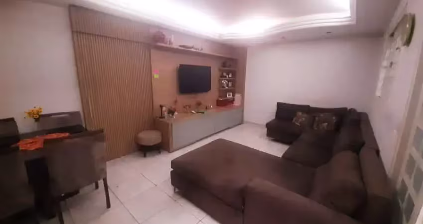 QNN 22 - Duas casas em terreno de 140m2, aceita financiamento !