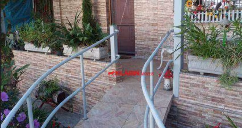 Casa com 6 dormitórios à venda, 157 m² por R$ 1.060.000 - Vila Carrão - São Paulo/SP