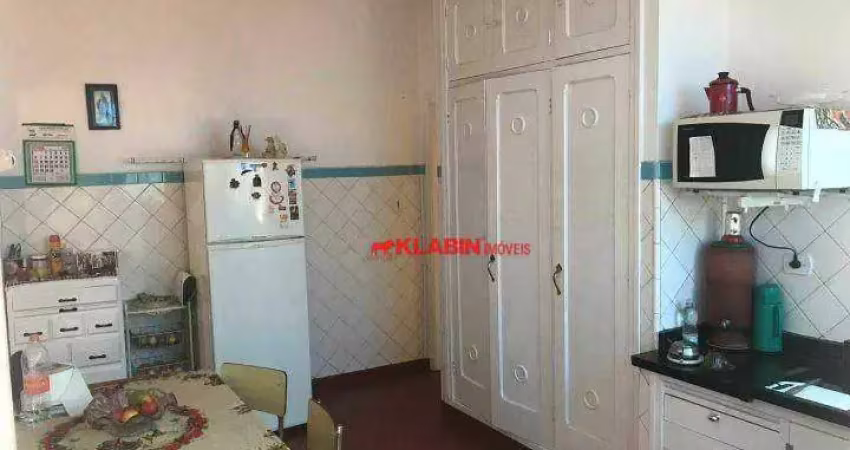 Casa a 500m do metro conceição - 200m de terreno sendo 116 de área construída - 2 dormitórios - 2 banheiros - 4 vagas de garagem