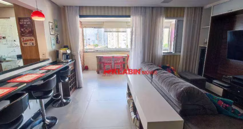 # LINDO APARTAMENTO - 2 DORMITÓRIOS, 90 M2 ÁREA ÚTIL, 2 VAGAS DE GARAGEM - PRÓXIMO AO METRÔ SANTOS - IMIGRANTES.