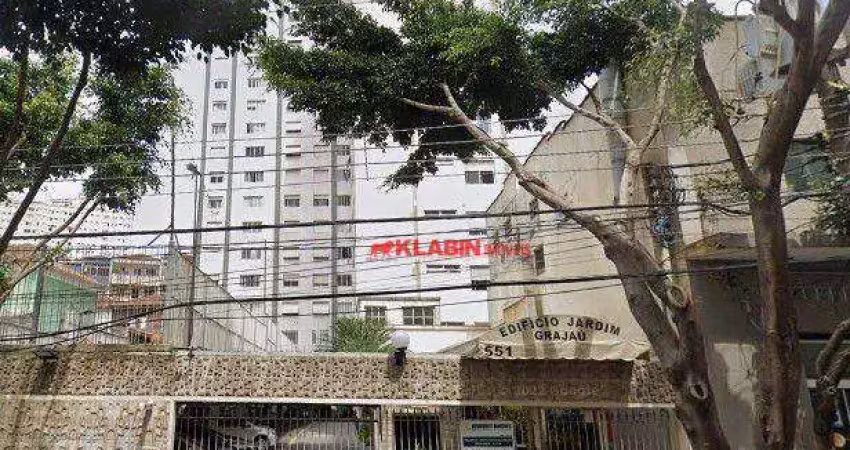 Apartamento de 2 dormitórios com 60m² de área útil - sem vaga de garagem - boa localização no cambuci à 650m do parque da aclimação