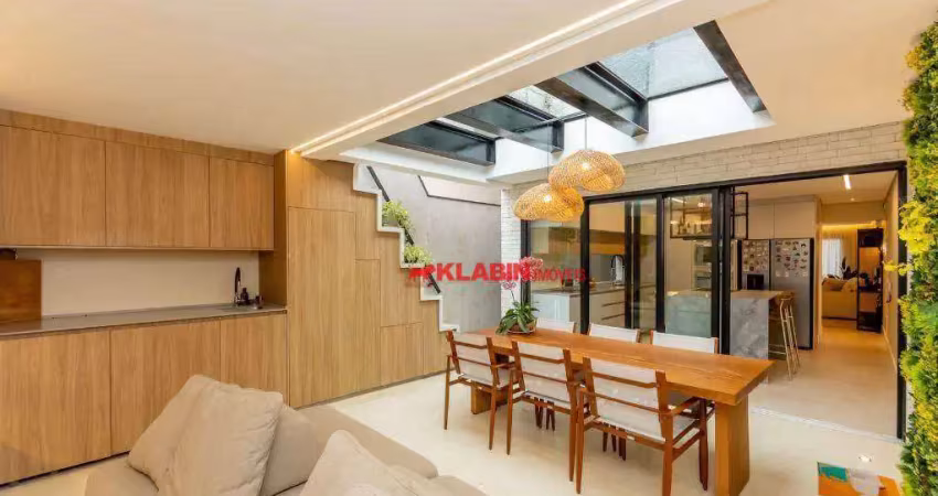 Sobrado espetacular totalmente modernizado com 3 quartos sendo 1 suíte e 1 vaga de garagem com 140m² de área construída - excelente localização