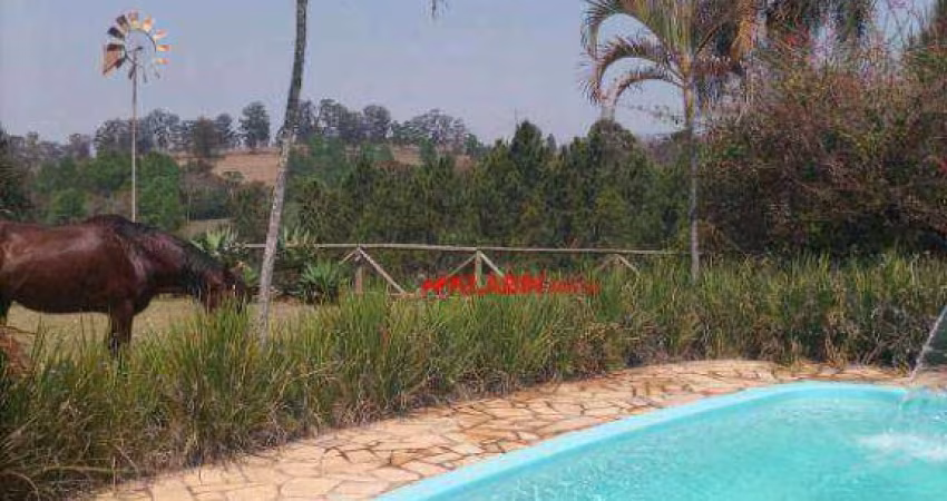 Chácara com 2 dormitórios à venda, 3100 m² por R$ 575.000,00 - Maracanã - Jarinu/SP