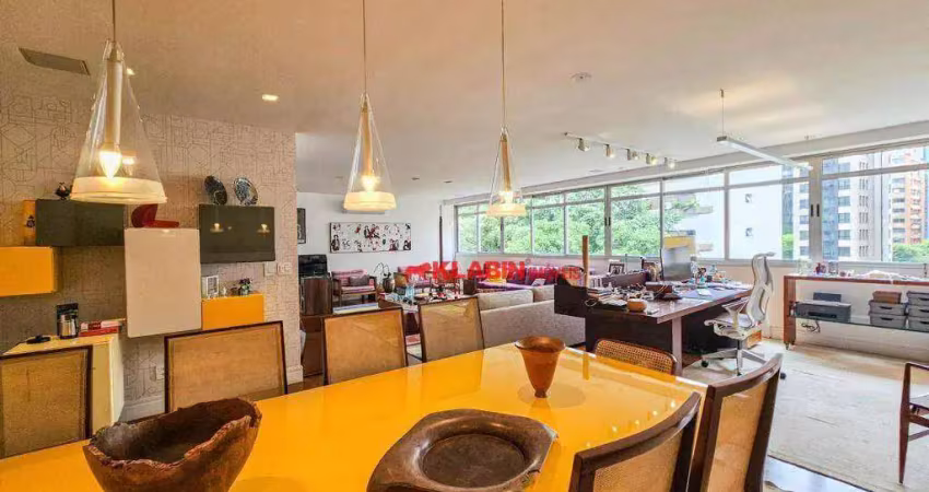 Apartamento reformado com 226,27m² de área útil em excelente localização no jardim europa - 4 dormitórios sendo 3 suítes e 2 vagas de garagem