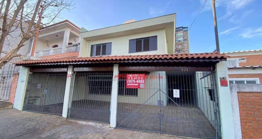 Sobrado com 390m² de terreno (10x39) e 260m² de área construída - 3 quartos sendo 1 suíte - 4 vagas de garagem - amplo quintal - jardim da glória - sp